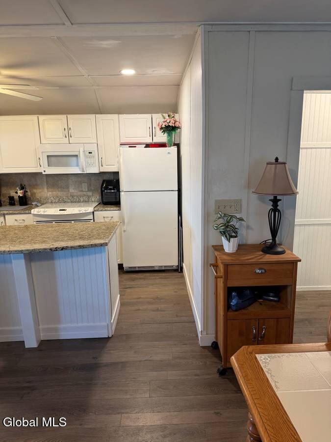 86 Riley Cove Road Malta, NY 12020 - Photo 8 of 19 IMG_2962