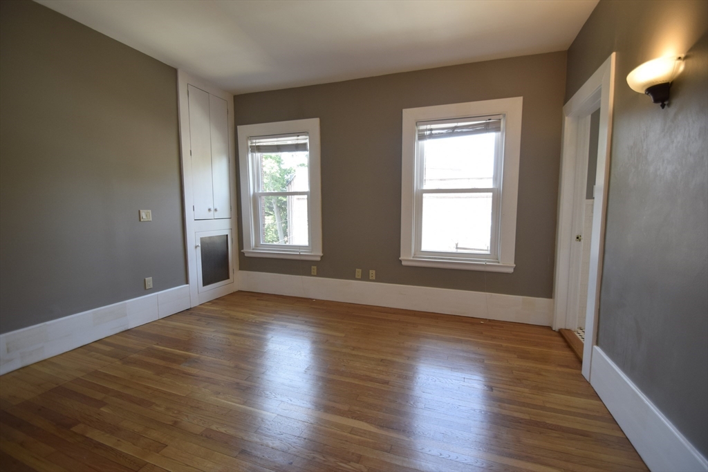 1402 Beacon Street, Unit 3 Brookline, MA 02446 - Photo 7 of 13