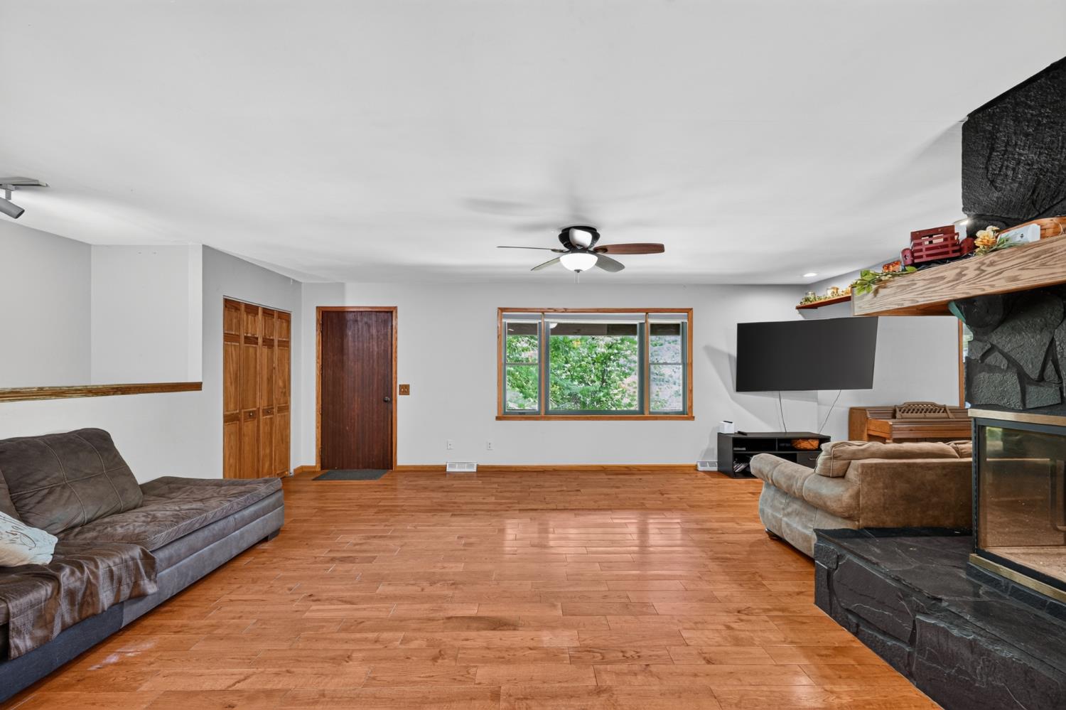 14474 Goose Run Road Aurora, IN 47001 - Photo 3 of 65