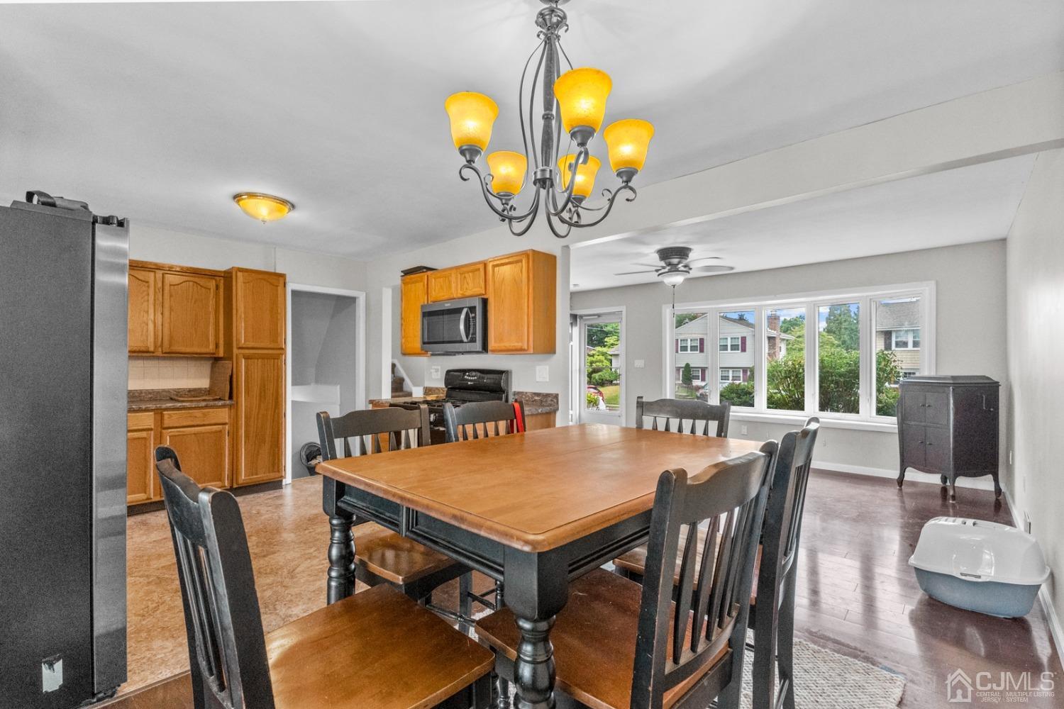 105 Winding Way Hamilton, NJ 08620 - Photo 5 of 28 Gallery Image 5