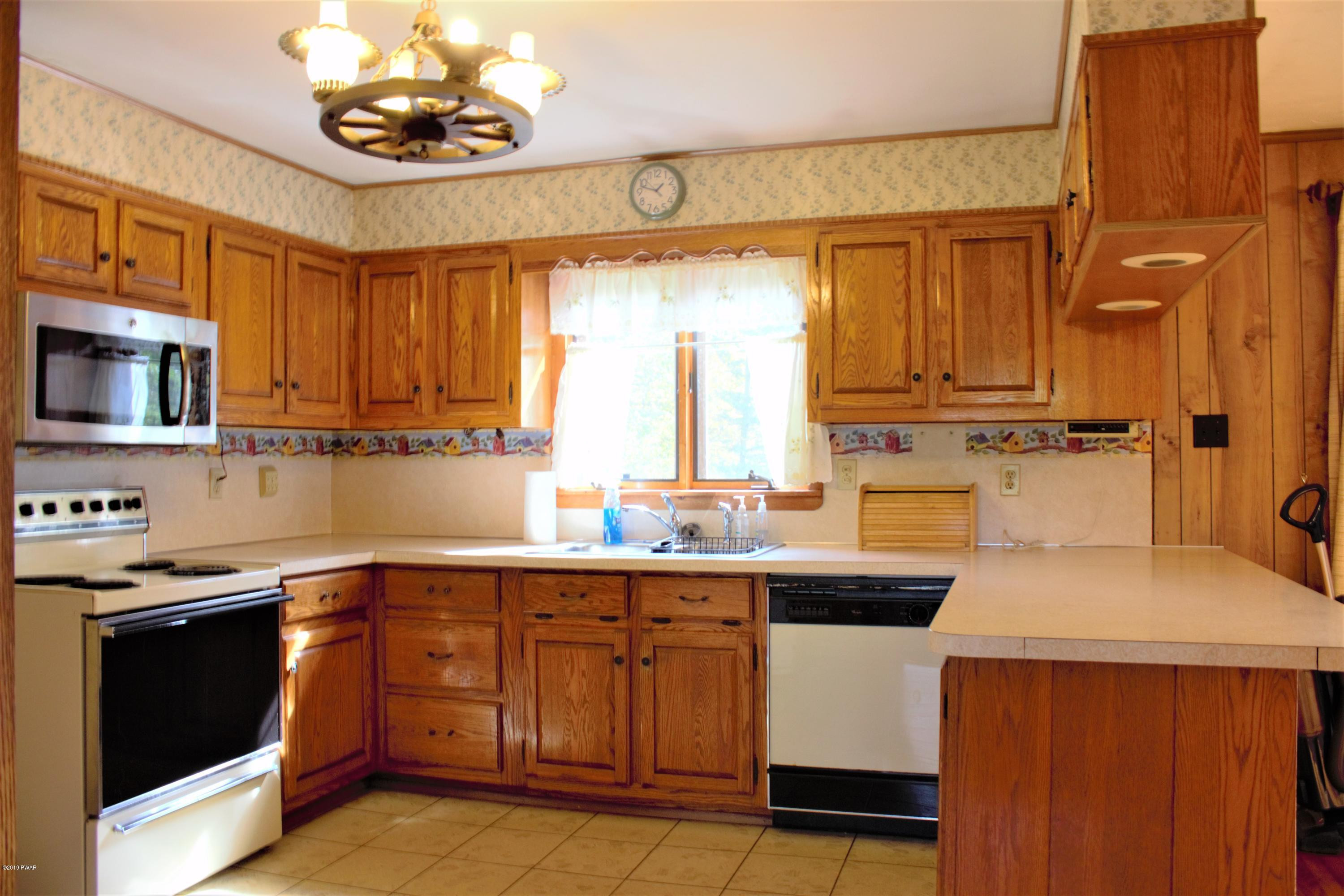 19 Maple Street Waymart, PA 18472 - Photo 25 of 27 IMG_2534 (2)