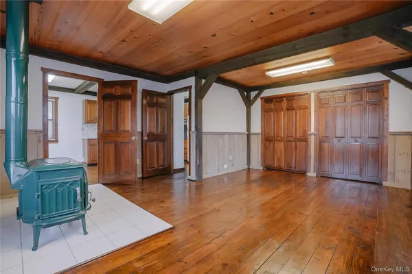 $329,900 | 1050 Route 28, Hurley, NY 12401