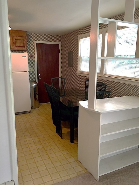 15 Walsh Road Bedford, MA 01730 - Photo 4 of 17 Gallery Image 4