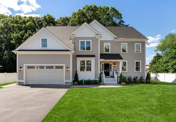$2,949,000 | 144 Maple Street, Lexington, MA 02420