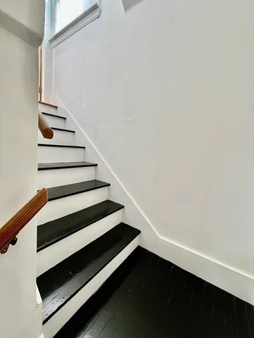 $825,000 | 1 Charte Court, Rockport, MA 01966