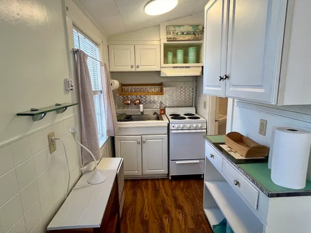 $825,000 | 1 Charte Court, Rockport, MA 01966