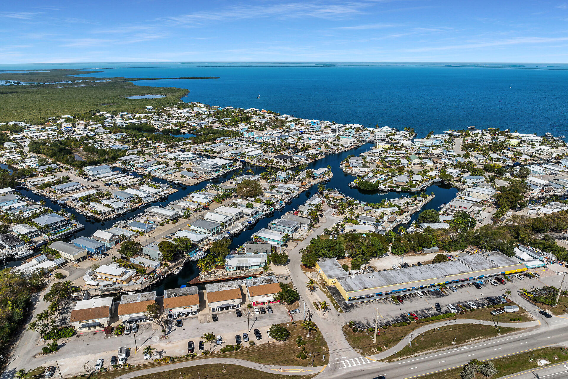 1007 Hialeah Lane Key Largo, FL 33037 - Photo 4 of 41 a view of a sky from a balcony