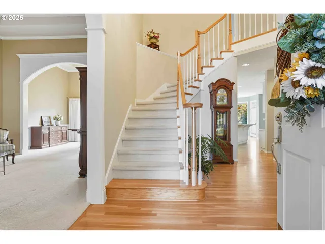 $1,025,000 | 11060 Southwest Byrom Terrace, Tualatin, OR 97062