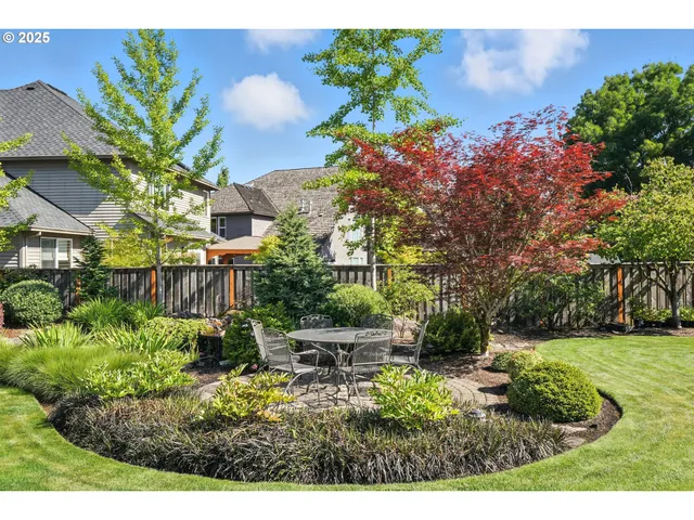 $1,025,000 | 11060 Southwest Byrom Terrace, Tualatin, OR 97062