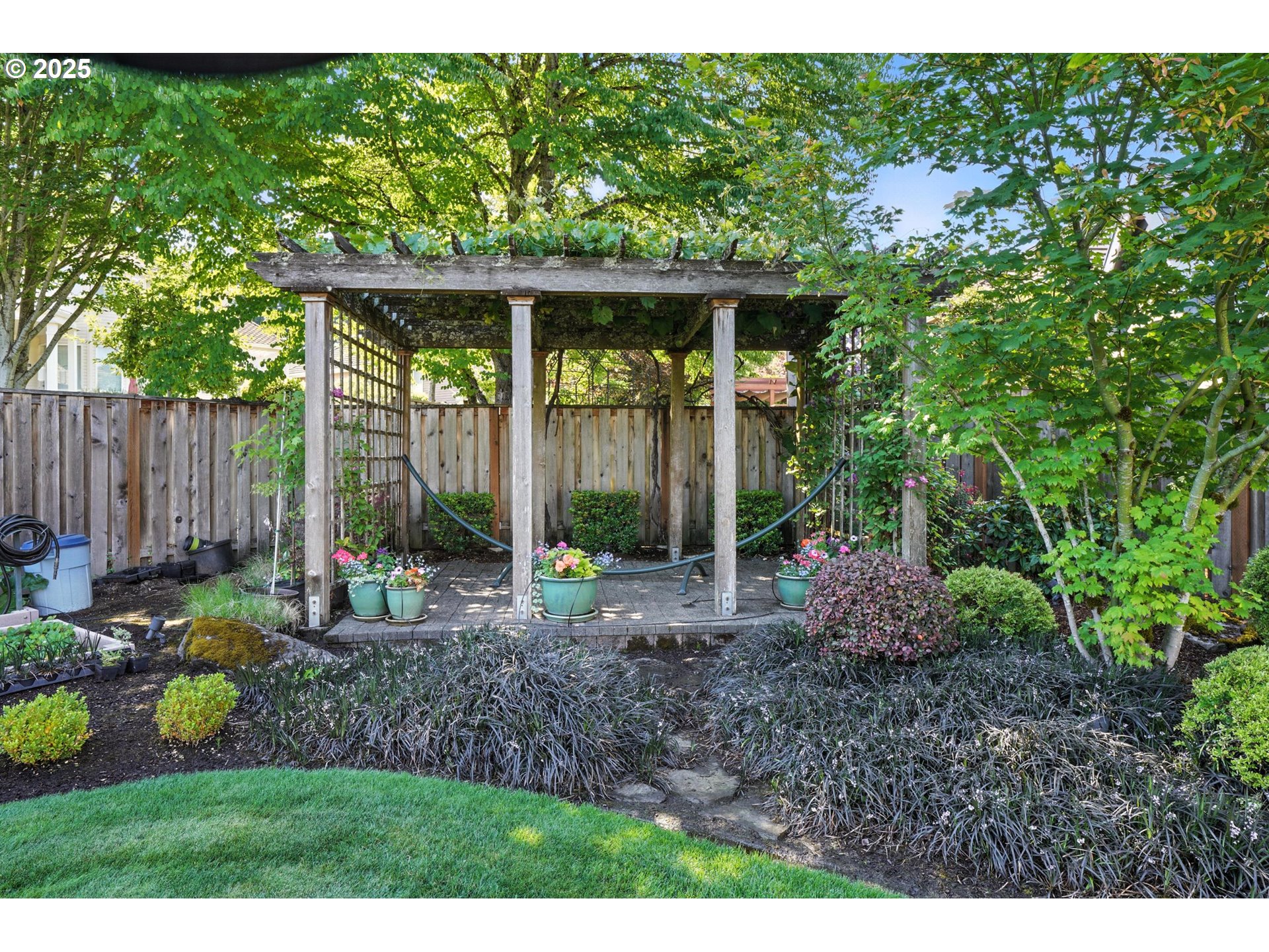 11060 Southwest Byrom Terrace Tualatin, OR 97062 - Photo 39 of 48