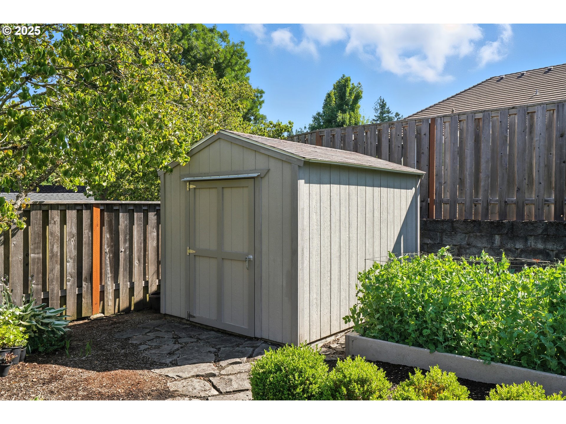 11060 Southwest Byrom Terrace Tualatin, OR 97062 - Photo 41 of 48