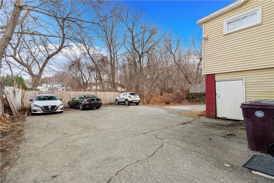 606 Providence Street Woonsocket, RI 02895 - Photo 12 of 14