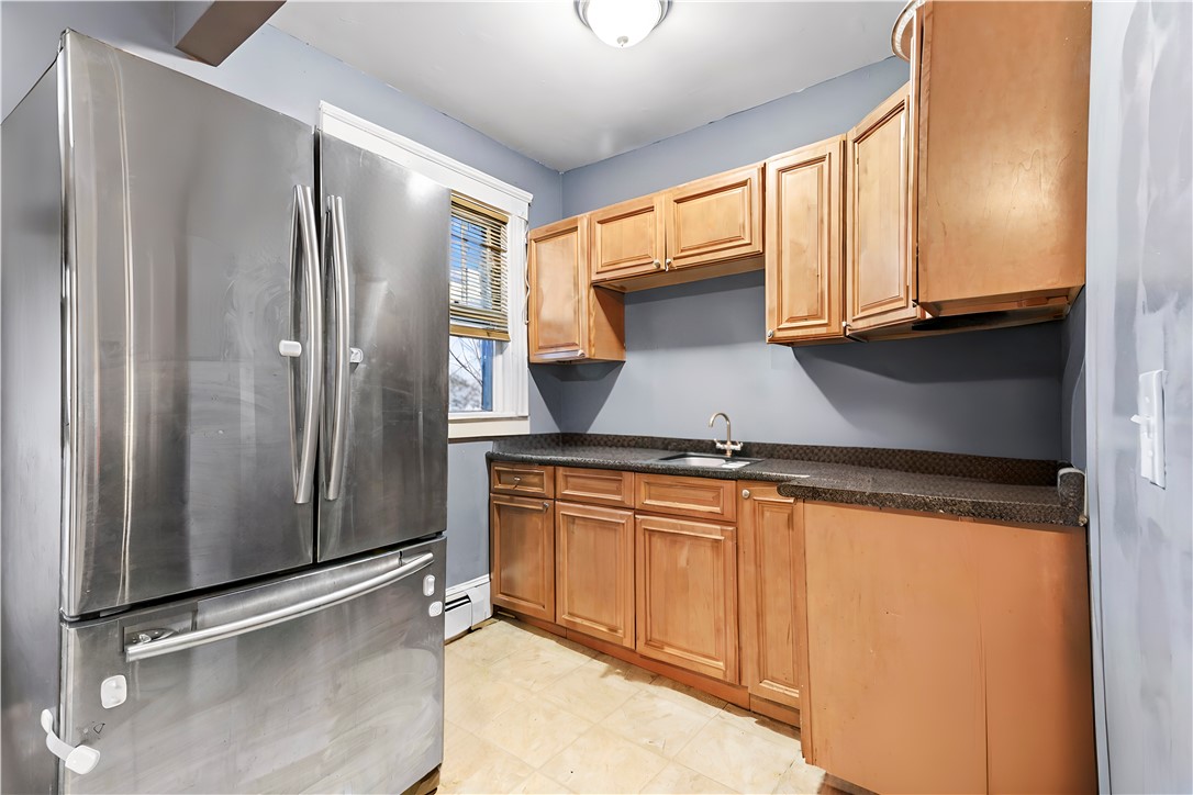 606 Providence Street Woonsocket, RI 02895 - Photo 8 of 14