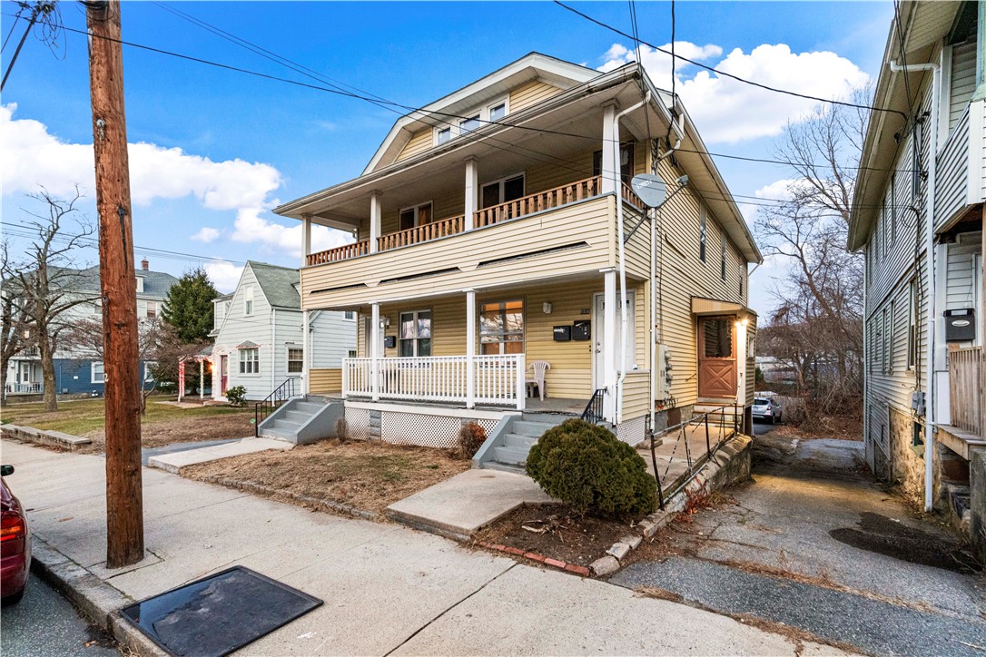 606 Providence Street Woonsocket, RI 02895 - Photo 10 of 14