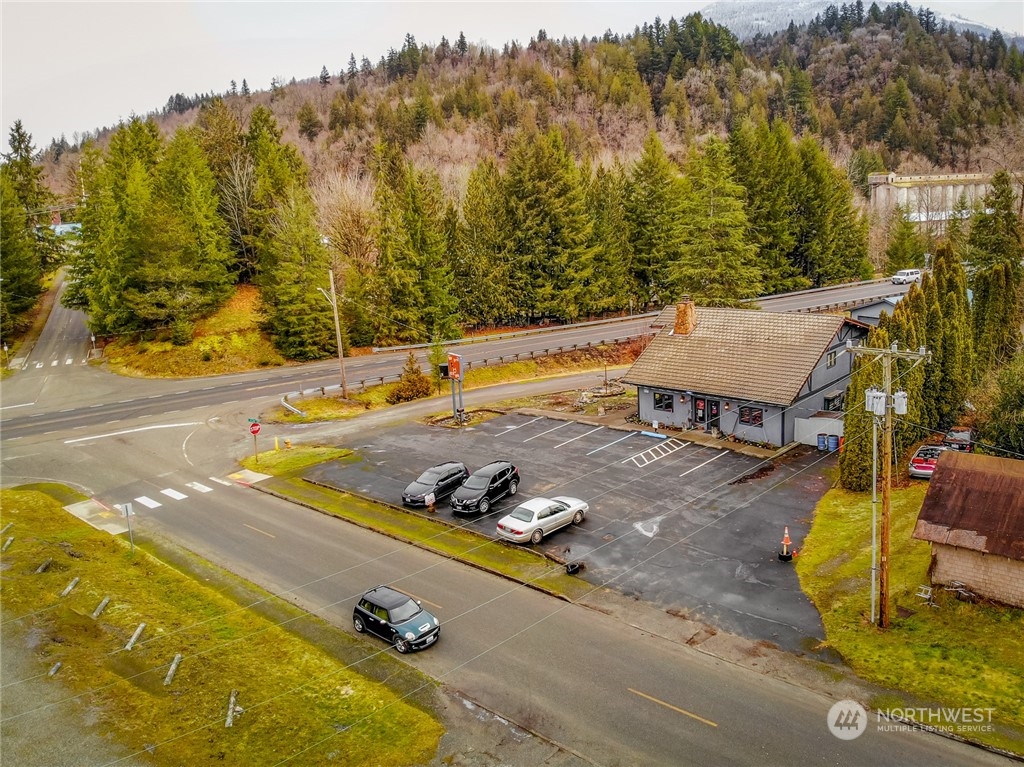 7489 South Dillard Avenue Concrete, WA 98237 - Photo 4 of 40