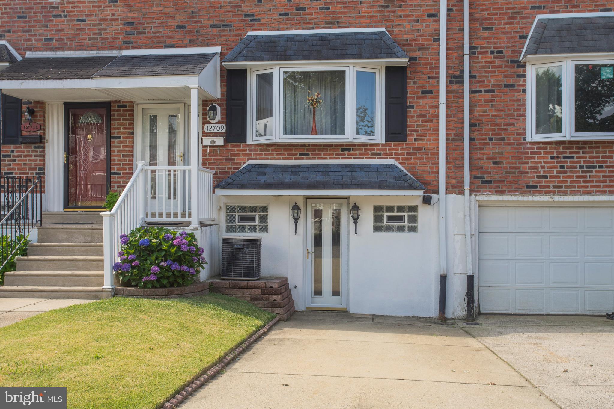12709 Minden Road Philadelphia, PA 19154 - Photo 4 of 39