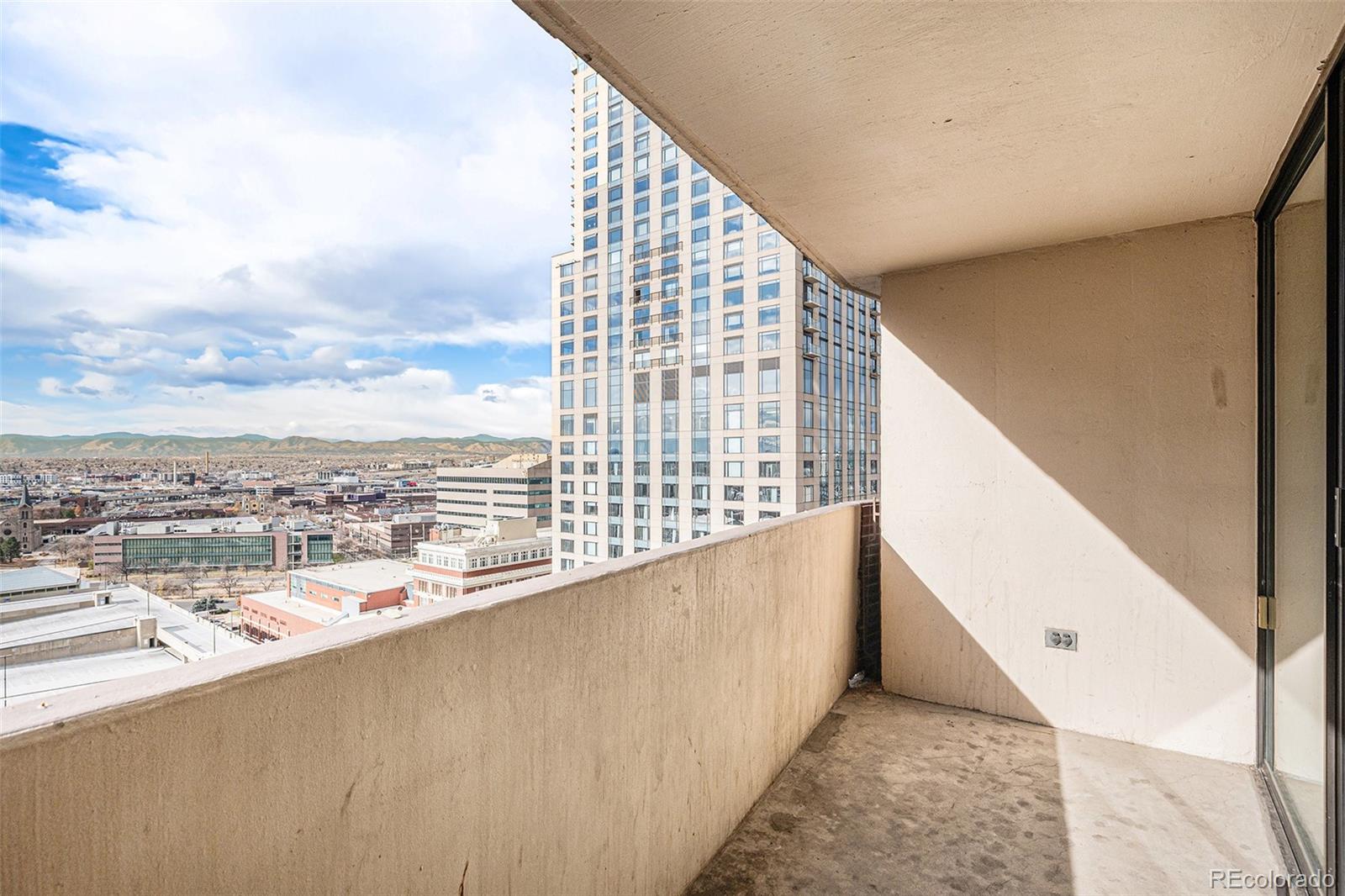 1020 15th Street, Unit 20N Denver, CO 80202 - Photo 9 of 10 a view of balcony