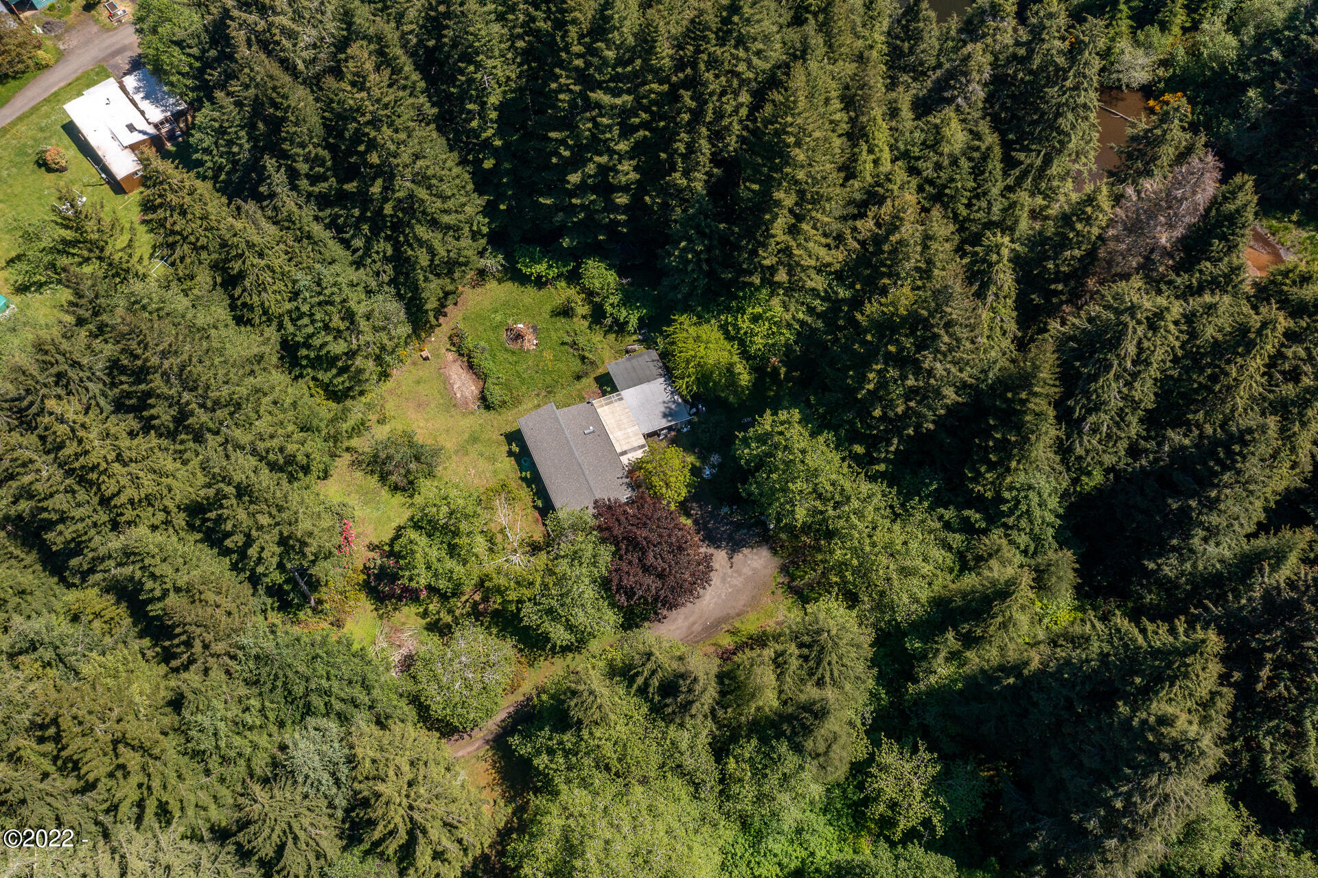 121 East Castle Road Waldport, OR 97394 - Photo 13 of 25 Drone 1