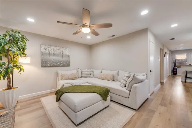 $255,000 | 1801 West Spring Creek Parkway, Unit D1, Plano, TX 75023