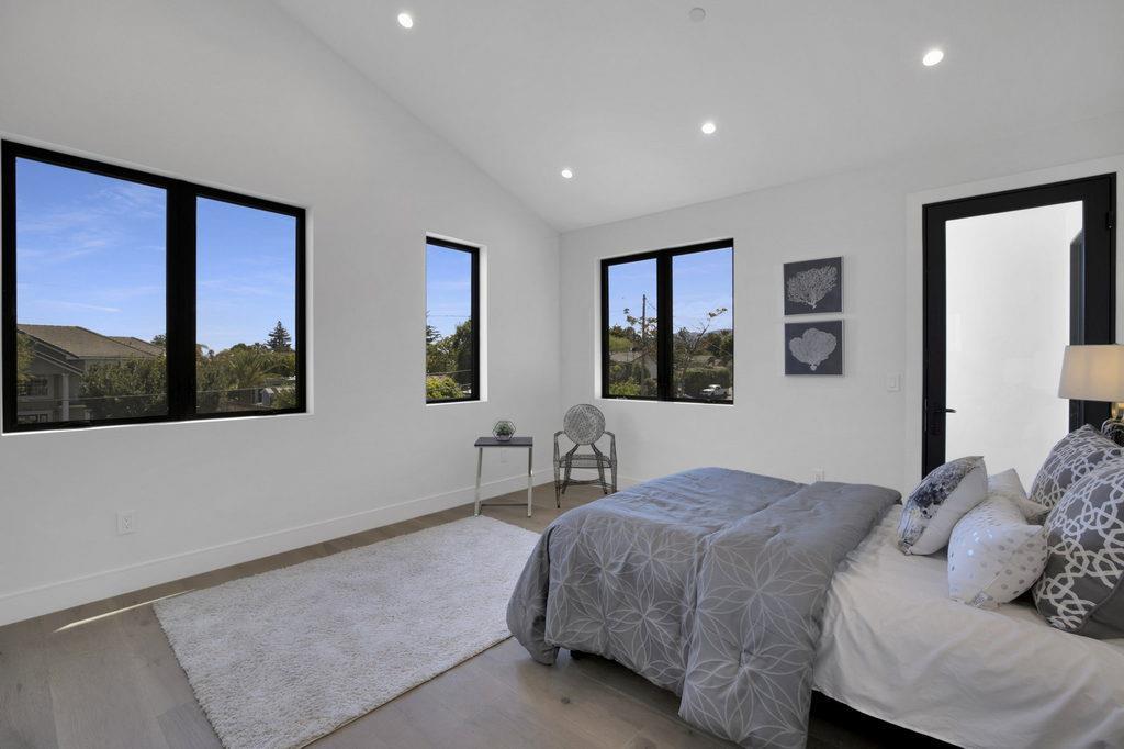 729 Filbert Avenue Campbell, CA 95008 - Photo 31 of 56 a bedroom with a large bed and a window