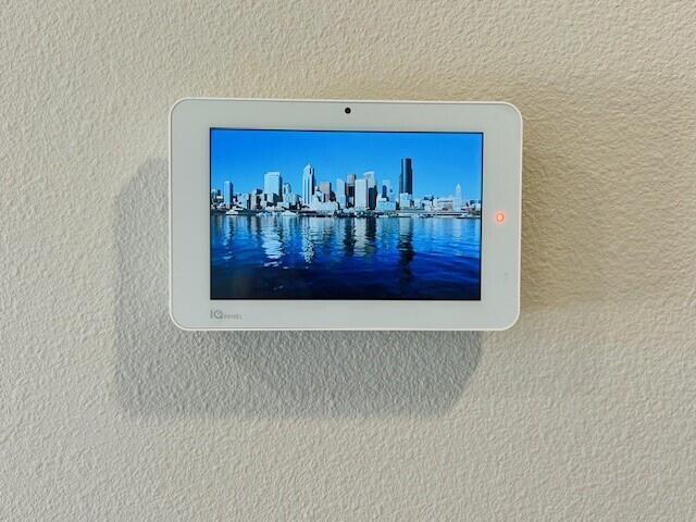 201 Lightning Bug Lane, Unit LOT 58 Freeport, FL 32439 - Photo 27 of 40 a view of a hallway