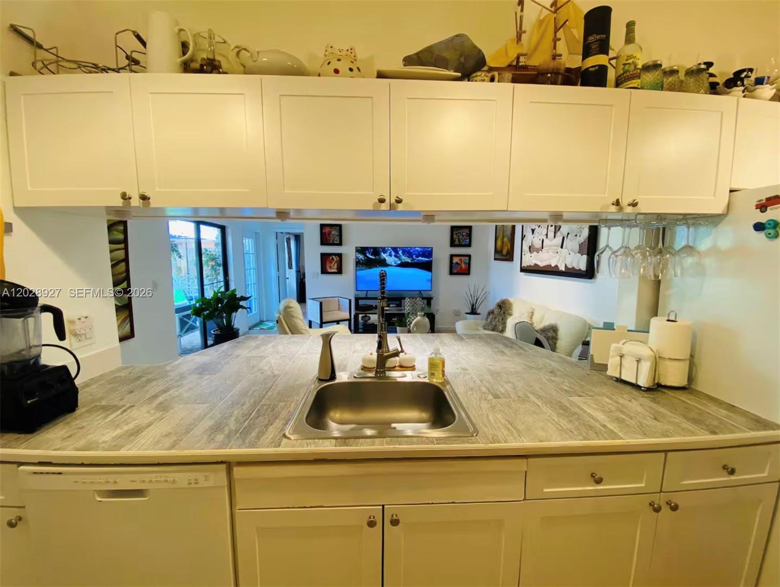 1293 Periwinkle Place Wellington, FL 33414 - Photo 5 of 16