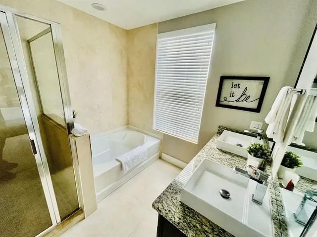 $3,950 | 2628 Sunrise Shores Drive, Kissimmee, FL 34747