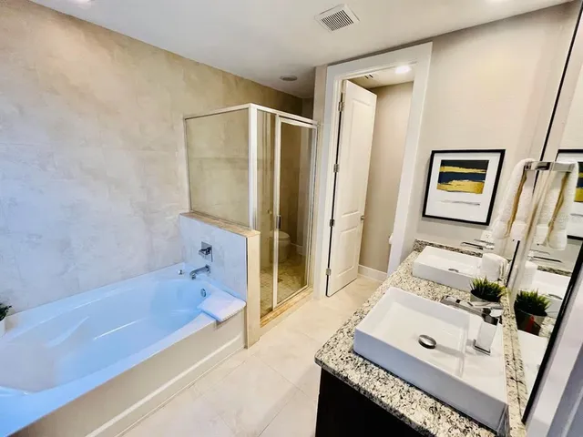 $3,950 | 2628 Sunrise Shores Drive, Kissimmee, FL 34747