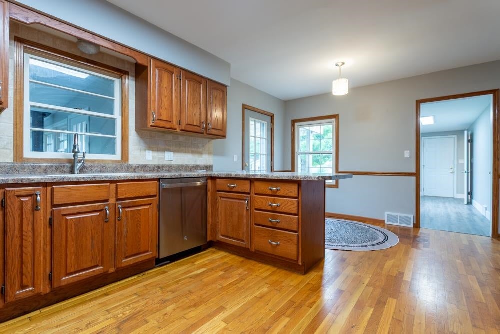 5133 Asbury Road Dubuque, IA 52002 - Photo 22 of 41 Gallery Image 22
