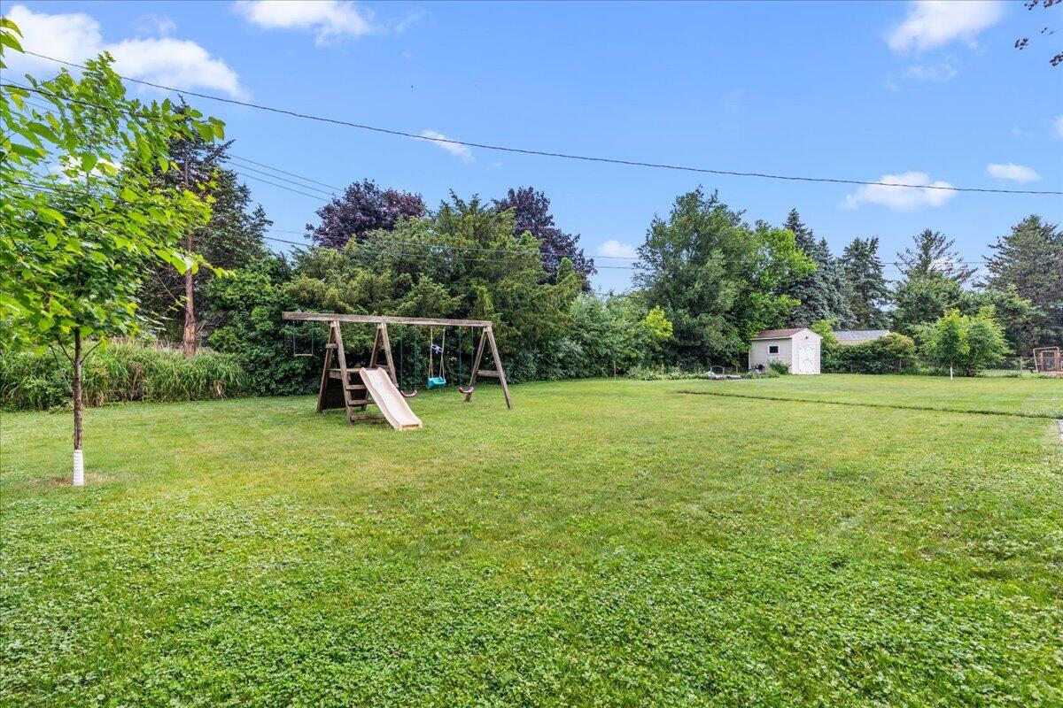4505 North 133rd Street Brookfield, WI 53005 - Photo 29 of 29 yard