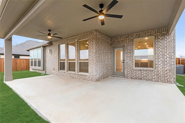 $590,697 | 2233 Stone River Boulevard, Royse City, TX 75189