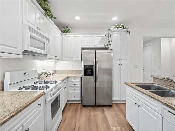 $537,000 | 28448 Mirabelle Lane, Saugus, CA 91350