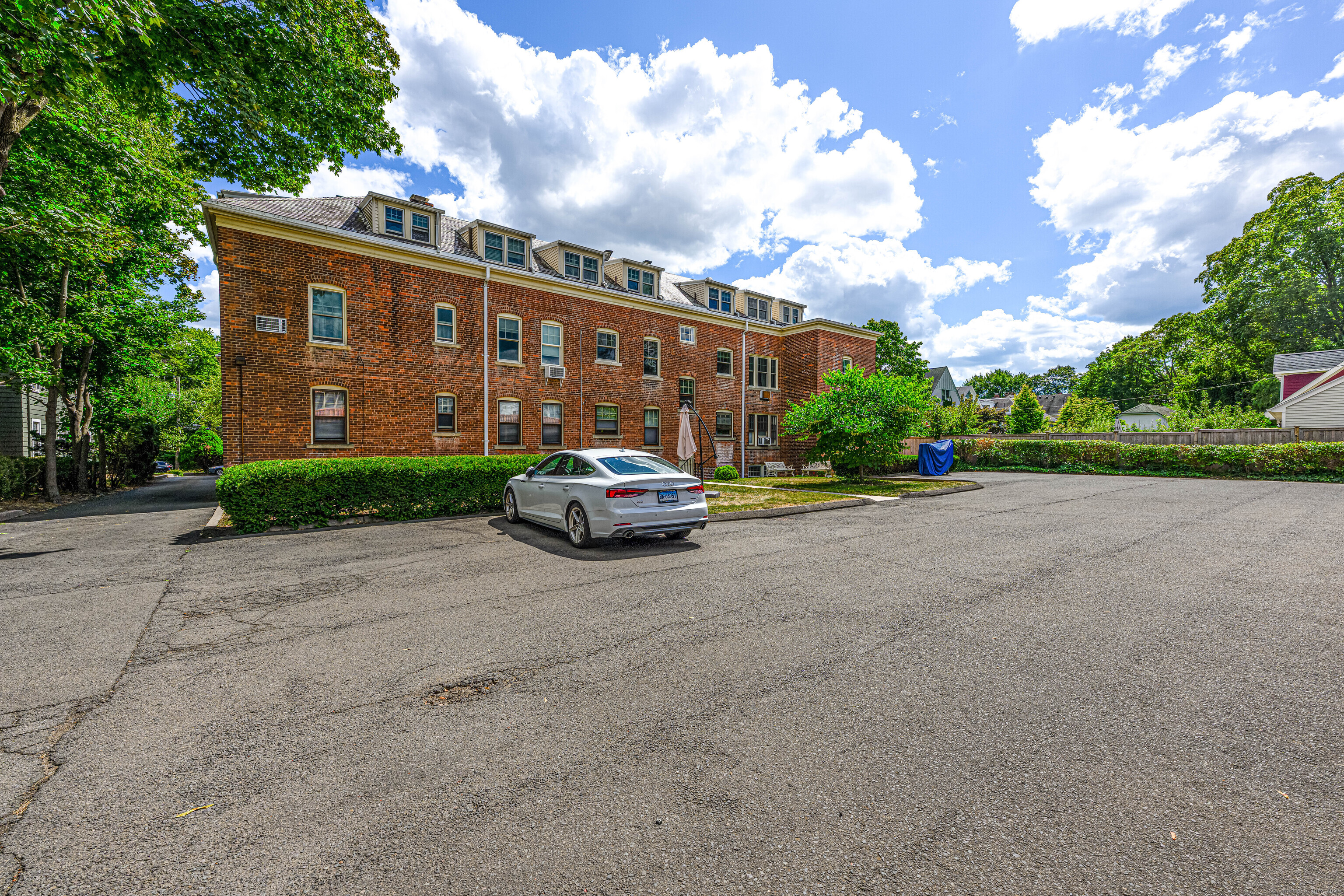 148 Everit Street, Unit F New Haven, CT 06511 - Photo 23 of 26 a car parked on the side of the road