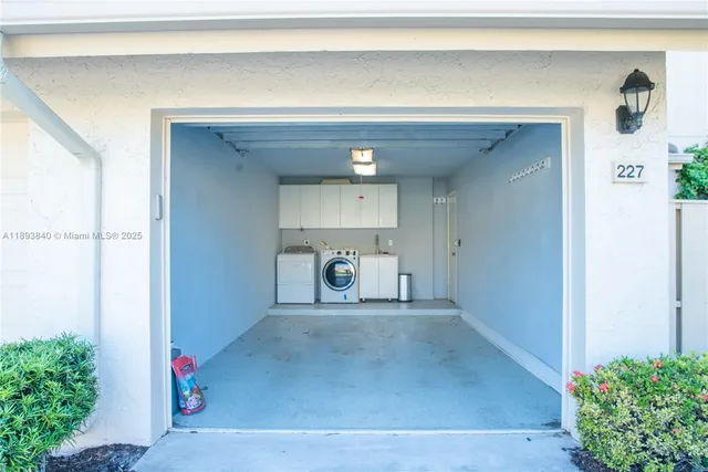 $750,000 | 17081 Waterbend Drive, Unit 227, Jupiter, FL 33477