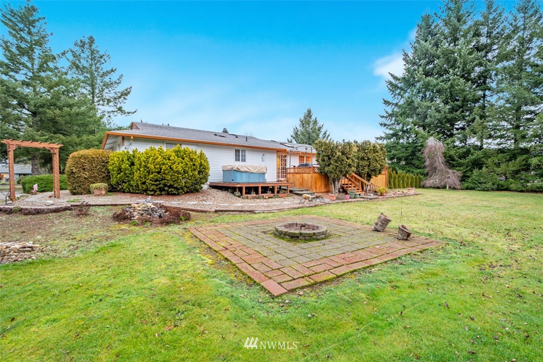 209 Vista Road Chehalis, WA 98532 - Photo 16 of 22 a view of a house with yard and sitting area