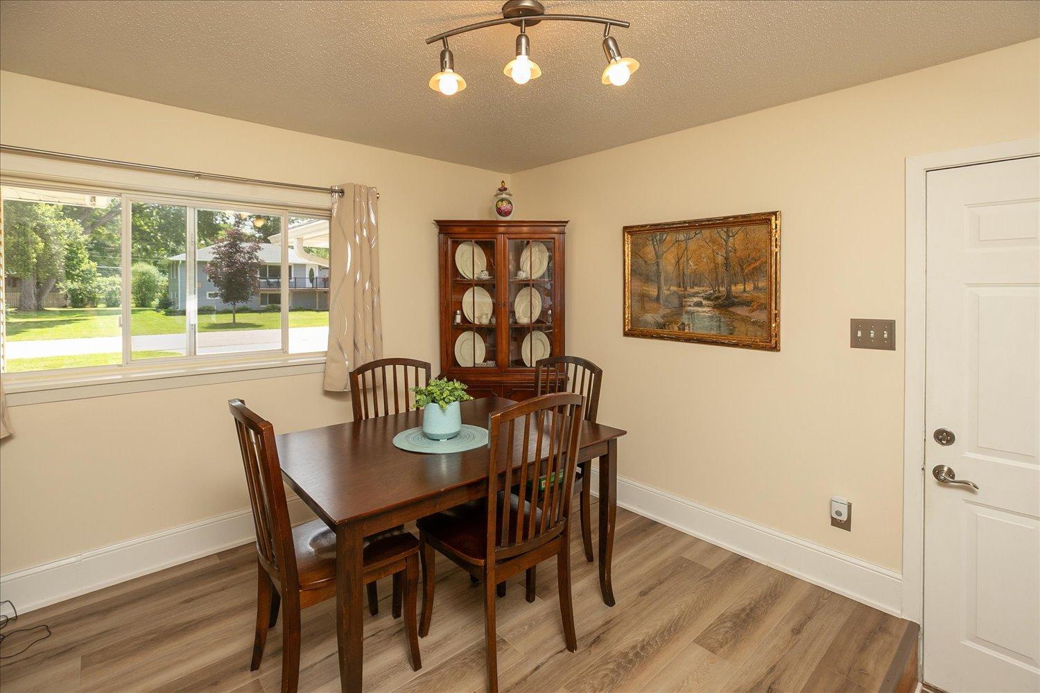 1305 25th Street Southeast Rochester, MN 55904 - Photo 10 of 44