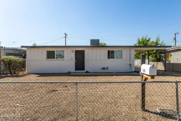 $290,000 | 2301 East Lynne Lane, Phoenix, AZ 85042