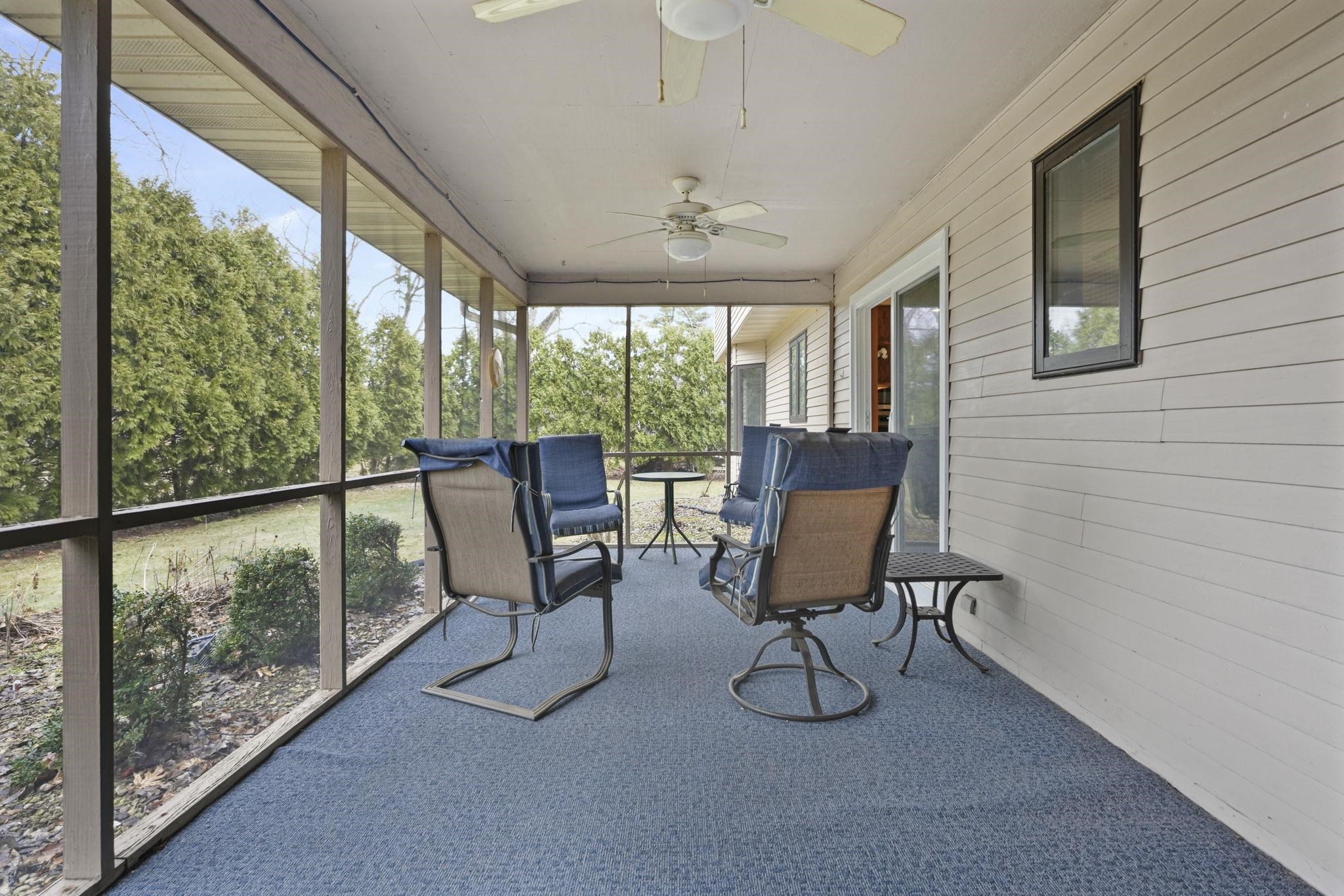 607 Greenway Road Monona, WI 53716 - Photo 17 of 37