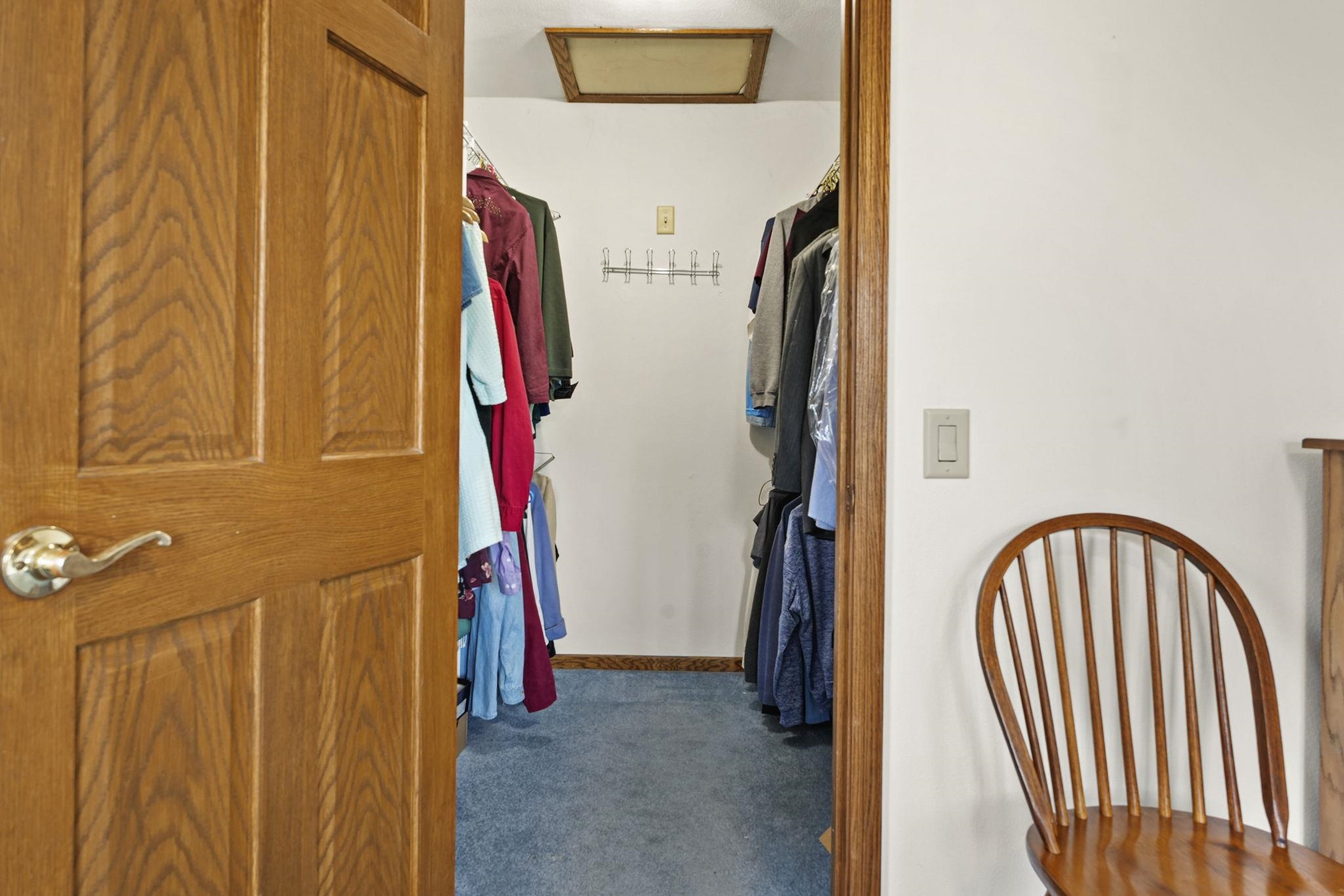 607 Greenway Road Monona, WI 53716 - Photo 24 of 37