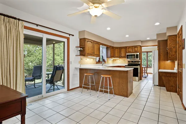 $750,000 | 607 Greenway Road, Monona, WI 53716