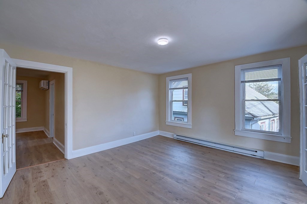 33 Crystal Street Southbridge, MA 01550 - Photo 24 of 41