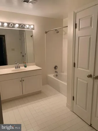 $3,000 | 1591 Leeds Castle Drive, Unit 101, Vienna, VA 22182