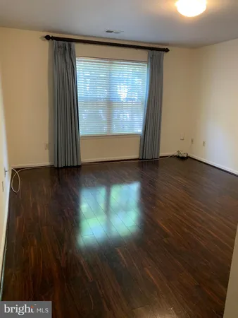 $3,000 | 1591 Leeds Castle Drive, Unit 101, Vienna, VA 22182