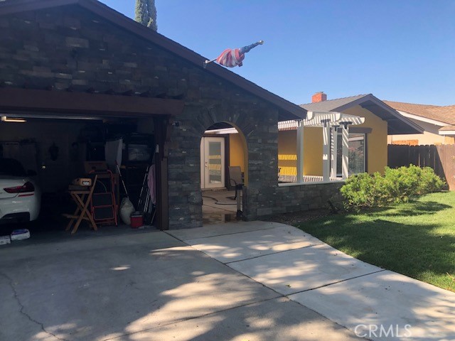 1048 Vernal Avenue Merced, CA 95340 - Photo 5 of 28