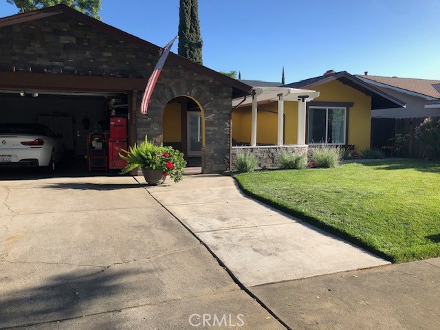 1048 Vernal Avenue Merced, CA 95340 - Photo 6 of 28