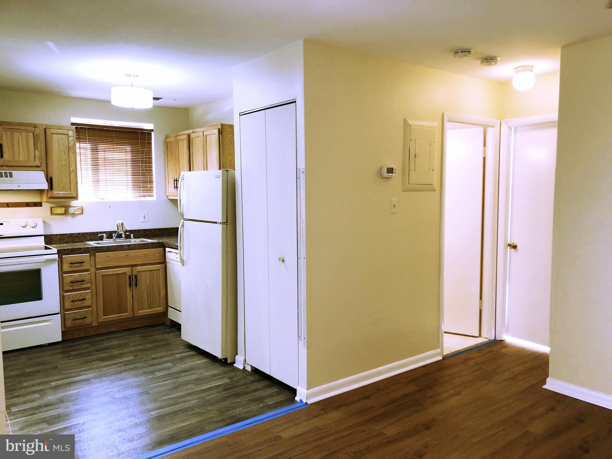 3926 Rolling Rd., Unit D1 Pikesville, MD 21208 - Photo 3 of 27