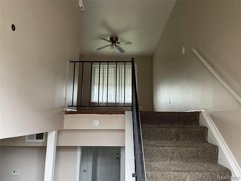 5418 Harding Street Dearborn Heights, MI 48125 - Photo 5 of 15