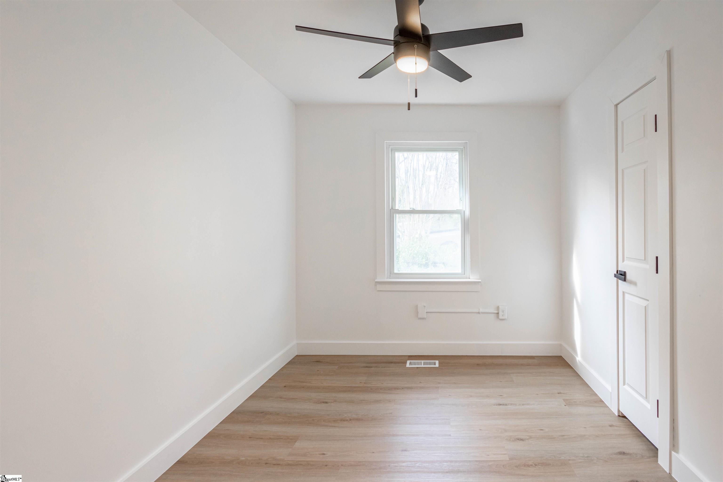 111 Tuskegee Avenue Greenville, SC 29607 - Photo 18 of 24