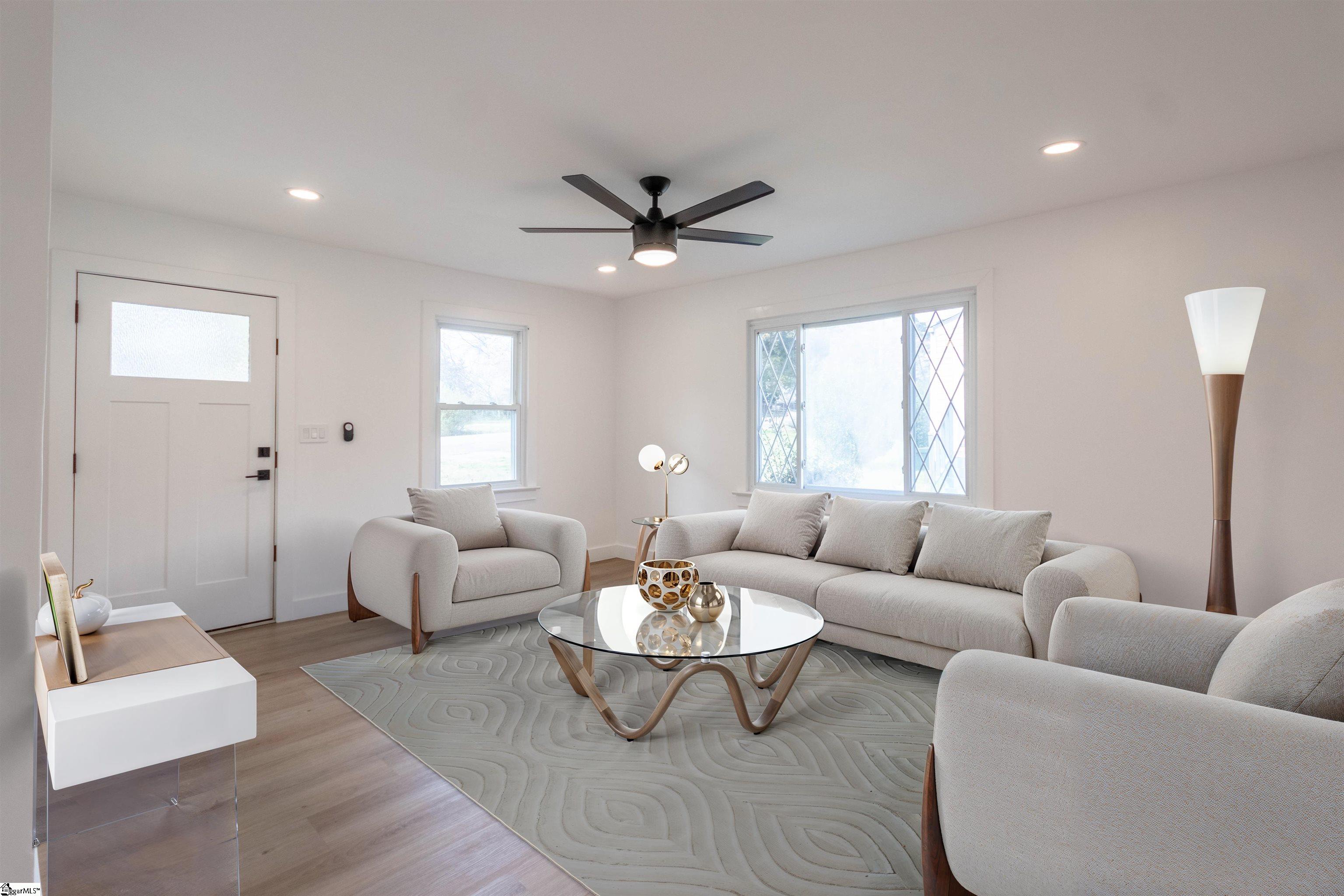 111 Tuskegee Avenue Greenville, SC 29607 - Photo 4 of 24