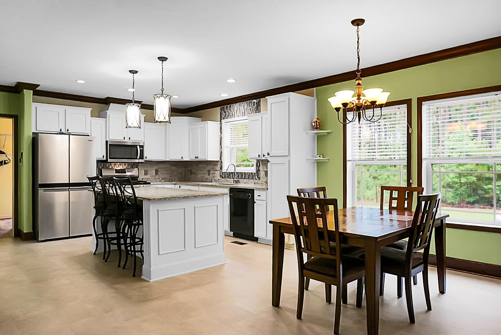 222 Sinclair Road Summerville, SC 29483 - Photo 6 of 24 DSC09141